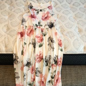 Maxi maternity dress